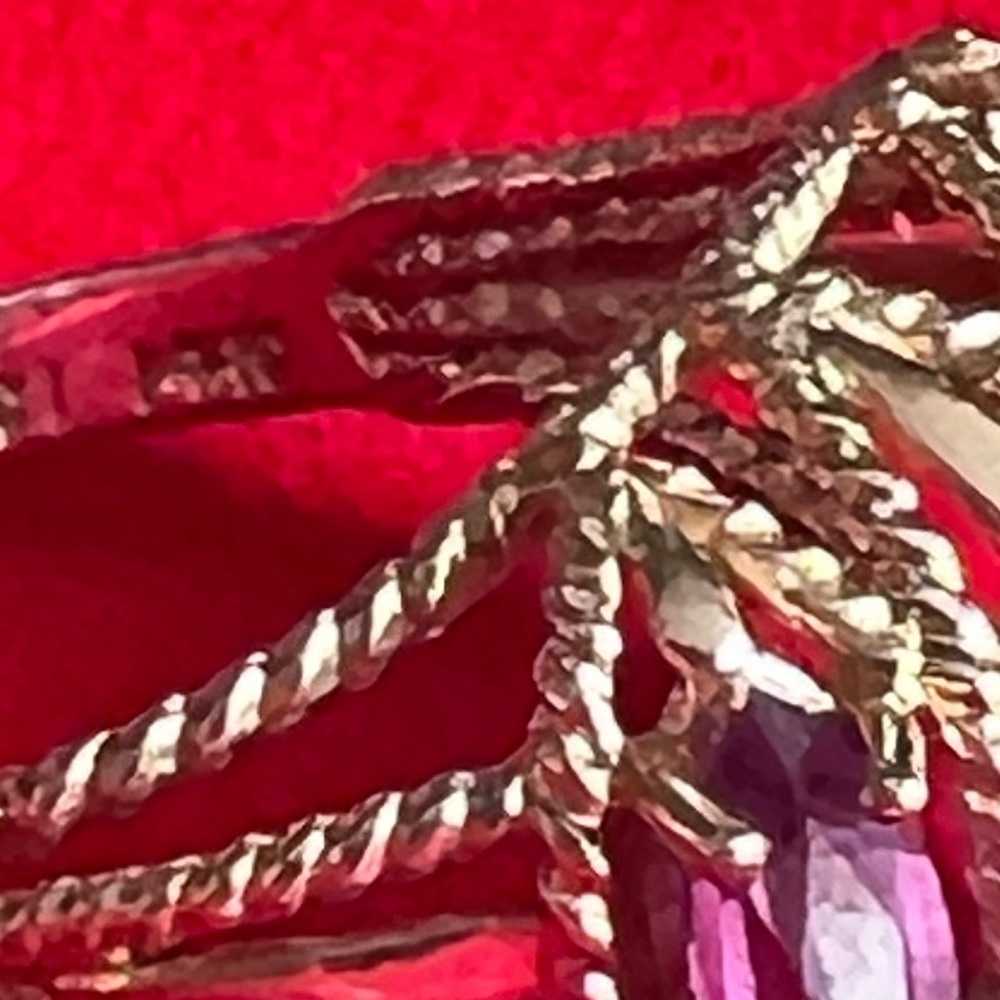 Stunning 14K Solid Gold and Amethyst Ring - Size 7 - Picture 5 of 5
